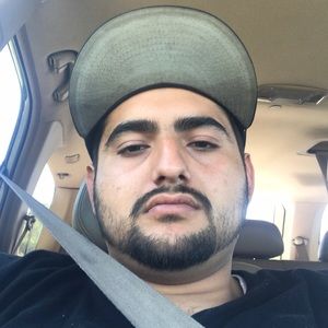 Meet your Posher, Roberto